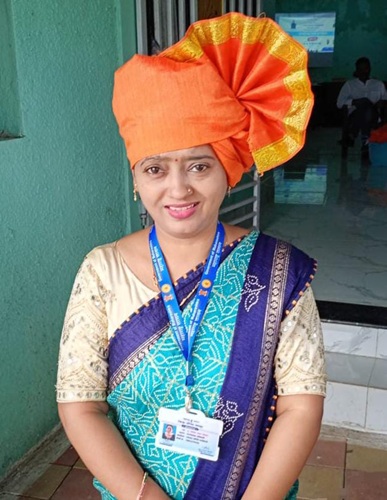 सौ. प्रियंका रोशन बोरकर